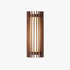 Houten Wandlamp met Minimalistische Vorm en Warme Sfeerverlichting