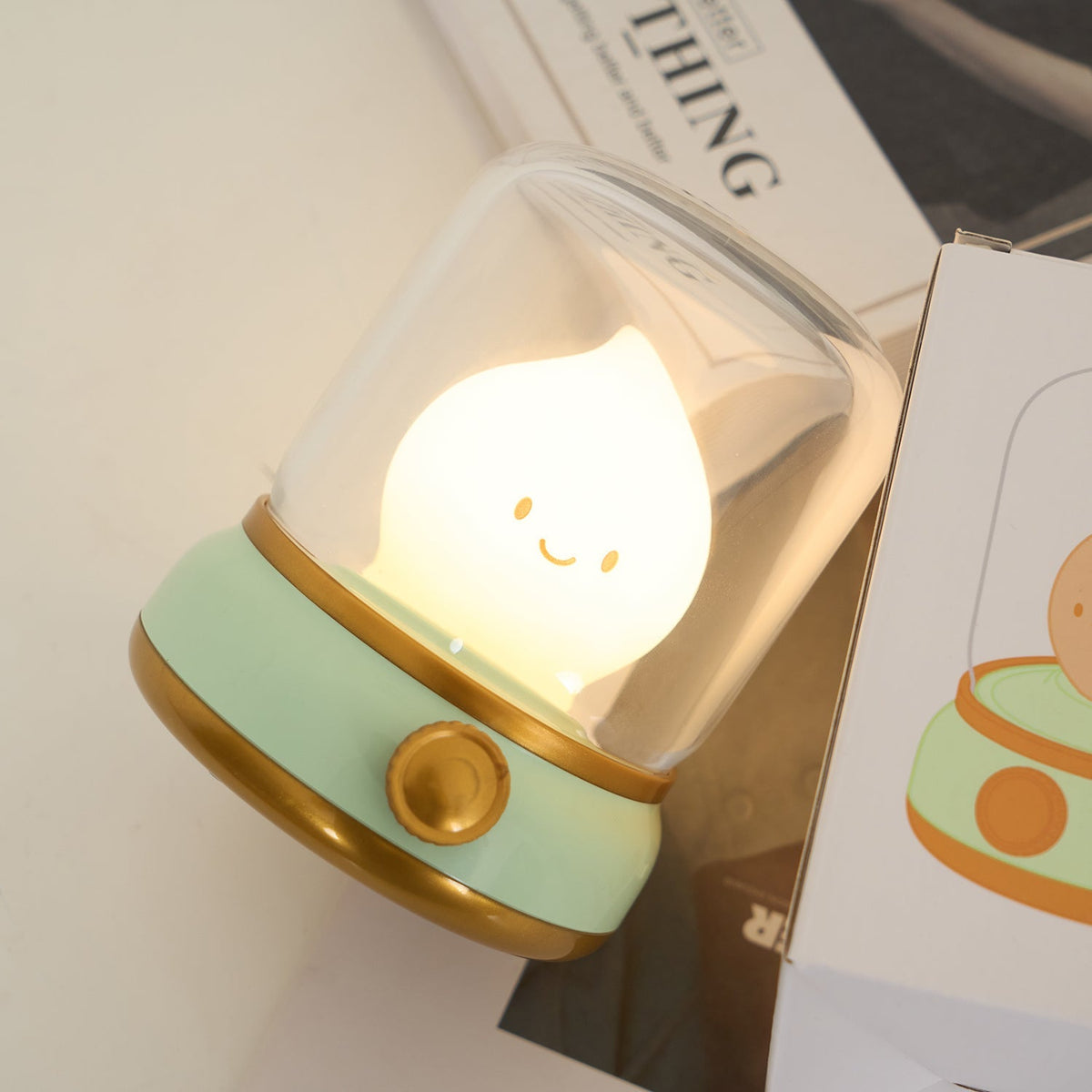 Tafellamp Met Vlamgloed En Compact Ontwerp Voor Warme Sfeerlicht