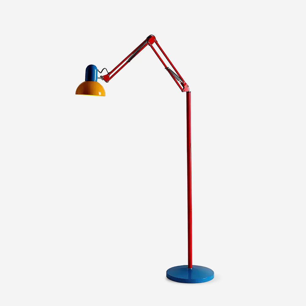 Vloerlamp Met Verstelbare Arm En Dagelijkse Sculpturale Lichtaccenten