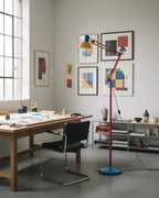 Vloerlamp Met Verstelbare Arm En Dagelijkse Sculpturale Lichtaccenten