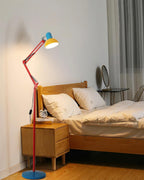 Vloerlamp Met Verstelbare Arm En Dagelijkse Sculpturale Lichtaccenten