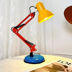 Tafellamp Met Verstelbare Arm En Dagelijkse Sculpturale Lichtaccenten