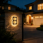 Verlicht Huisnummerbord met Zonne‑energie en Automatische LED‑inschakeling