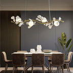 Lunaris Gingko Chandelier Met Sculpturale Glaselementen Voor Moderne Interieurs