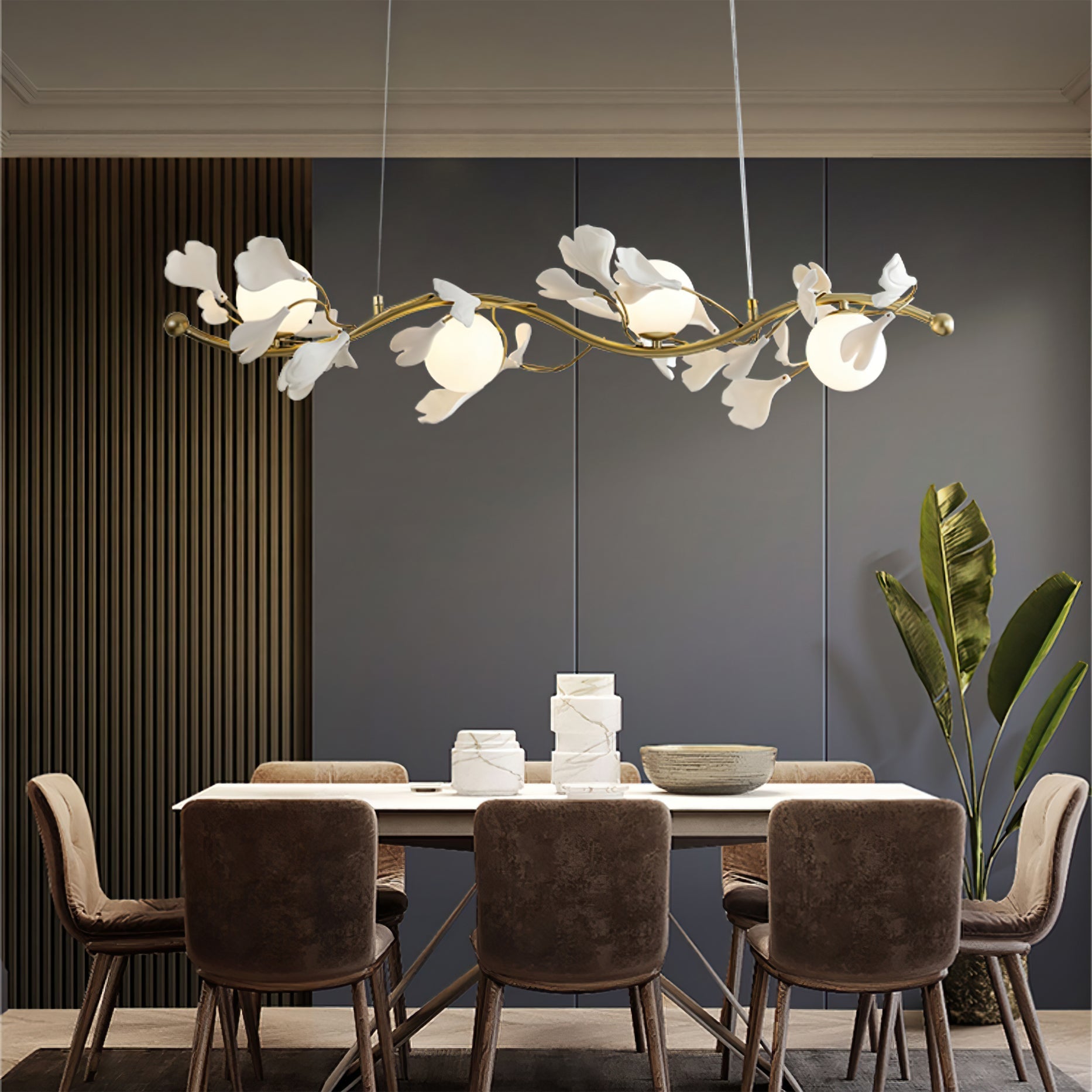Lunaris Gingko Chandelier Met Sculpturale Glaselementen Voor Moderne Interieurs