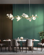 Lunaris Gingko Chandelier Met Sculpturale Glaselementen Voor Moderne Interieurs