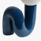Sculpturale Tafellamp Met Zachte Gloed En Dagelijkse Artistieke Interieurverfijning