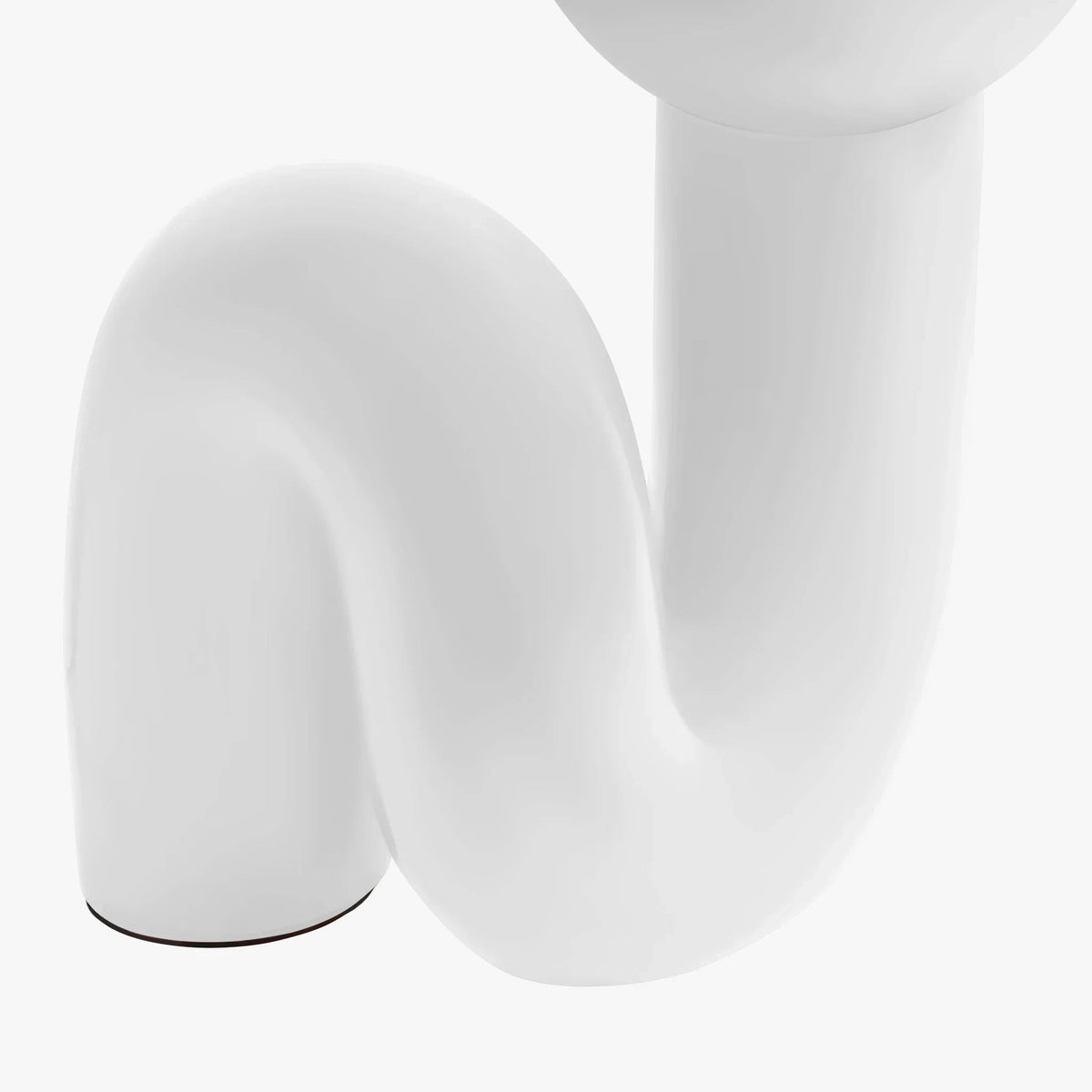 Sculpturale Tafellamp Met Zachte Gloed En Dagelijkse Artistieke Interieurverfijning