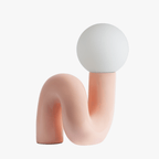 Sculpturale Tafellamp Met Zachte Gloed En Dagelijkse Artistieke Interieurverfijning