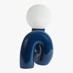 Sculpturale Tafellamp Met Zachte Gloed En Dagelijkse Artistieke Interieurverfijning