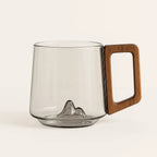 Glazen Mok Met Sculpturale Basis En Dagelijks Warm En Koud Drinkcomfort