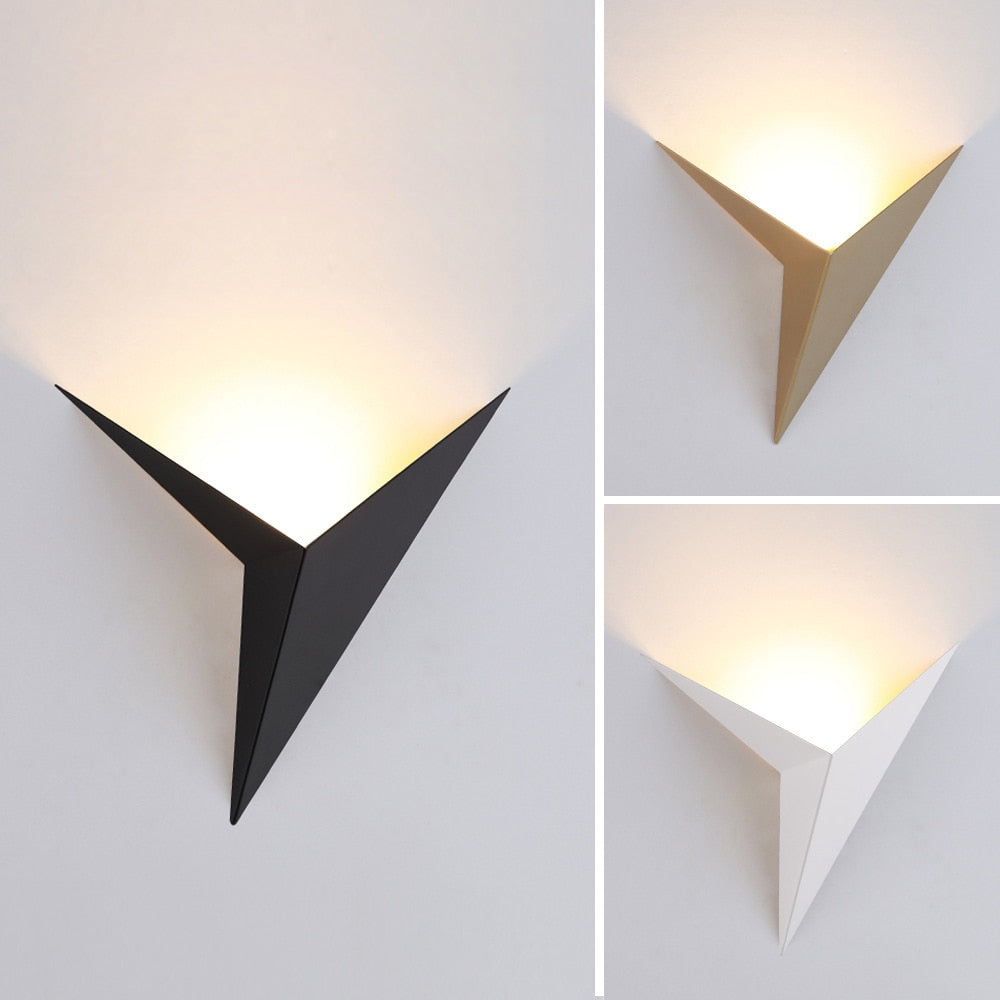 Geometrische Wandlamp Met LED Verlichting Voor Een Moderne En Stijlvolle Uitstraling