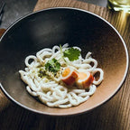Keramische Ramenkom Met Handgemaakte Afwerking En Authentiek Japans Ontwerp
