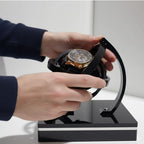 Horlogewinder Met Stil Mechanisme En Dagelijkse Rotatiecontrole