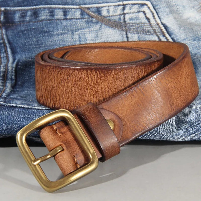 Leren Riem met Massieve Messing Gesp en Tijdloze Afwerking
