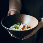 Keramische Ramenkom Met Handgemaakte Afwerking En Authentiek Japans Ontwerp