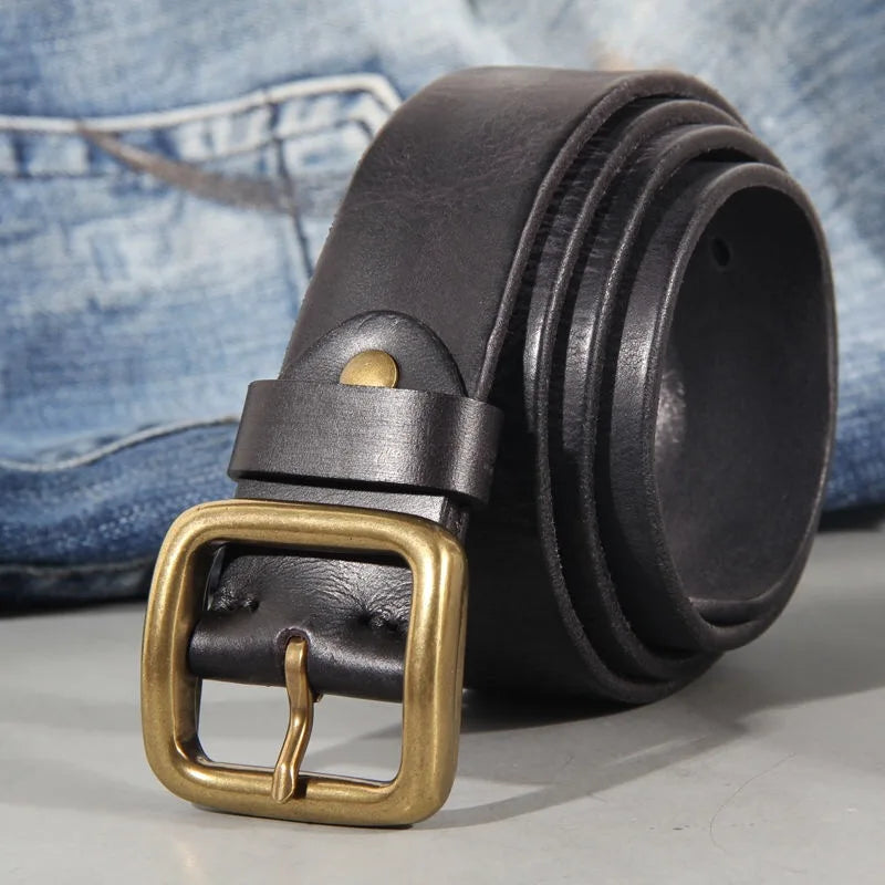 Leren Riem met Massieve Messing Gesp en Tijdloze Afwerking