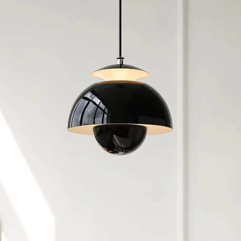 Scandinavische Hanglamp Met Gelaagde Kap En Zachte Lichtverspreiding