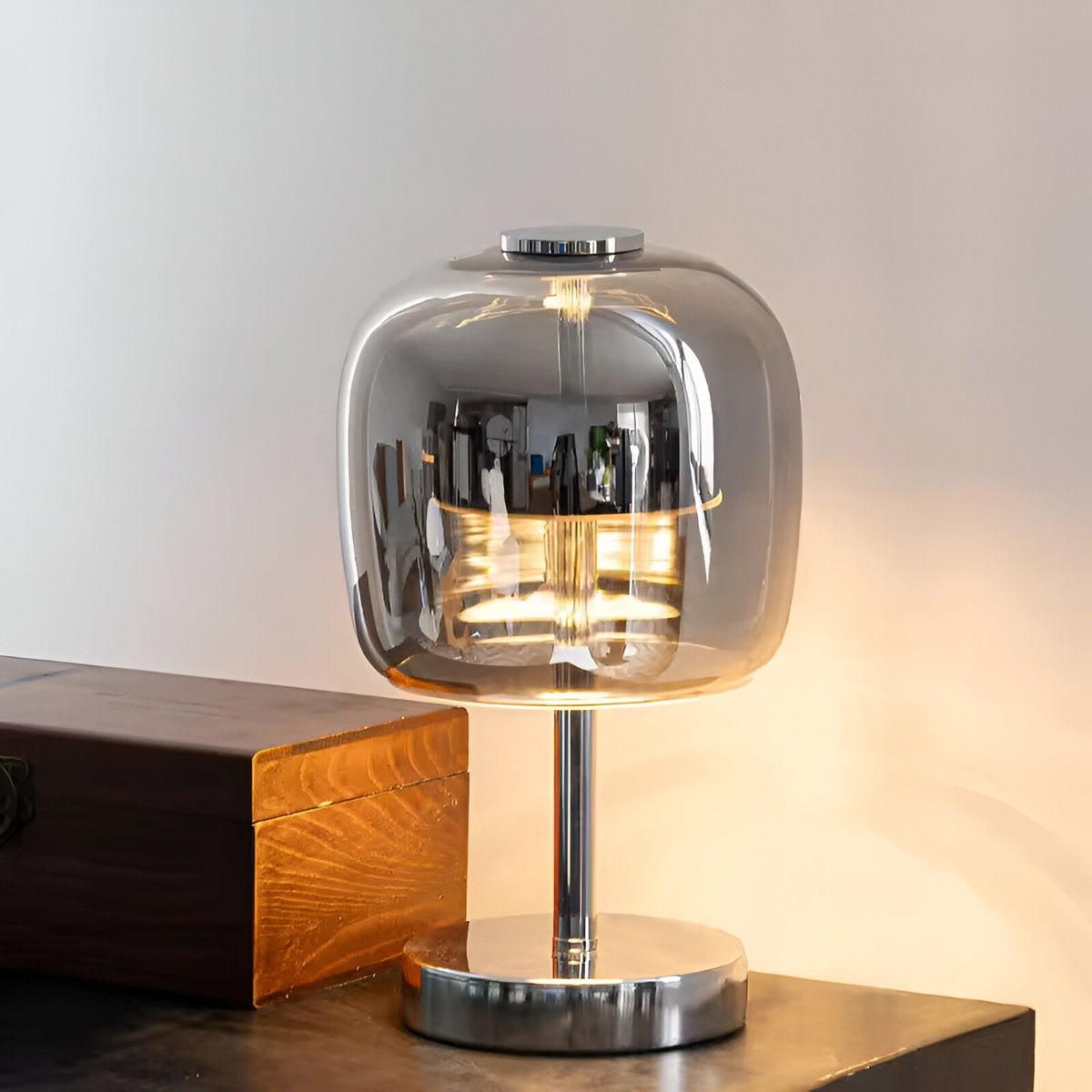 Decoratieve Tafellamp Van Rookglas Met Dimbare LED Verlichting