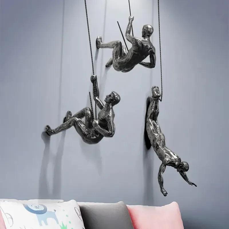 Klimmer Wandsculptuur Met Drie Figuren
