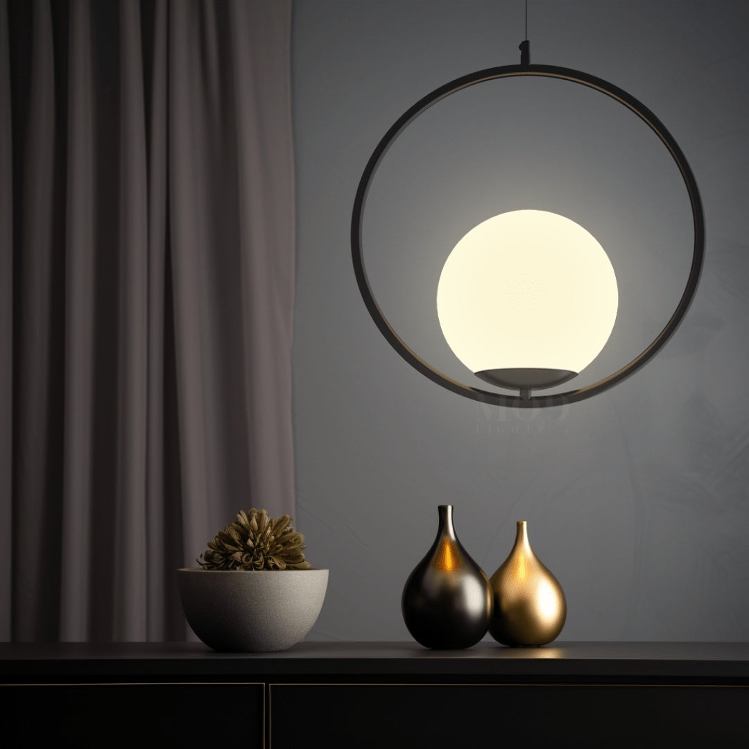 Ovale Hanglamp Met Open Frame En Glazen Bol Voor Warme Ruimteverlichting