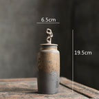 Keramische Theebus met Wabi‑Sabi Textuur en Sculpturale Vorm