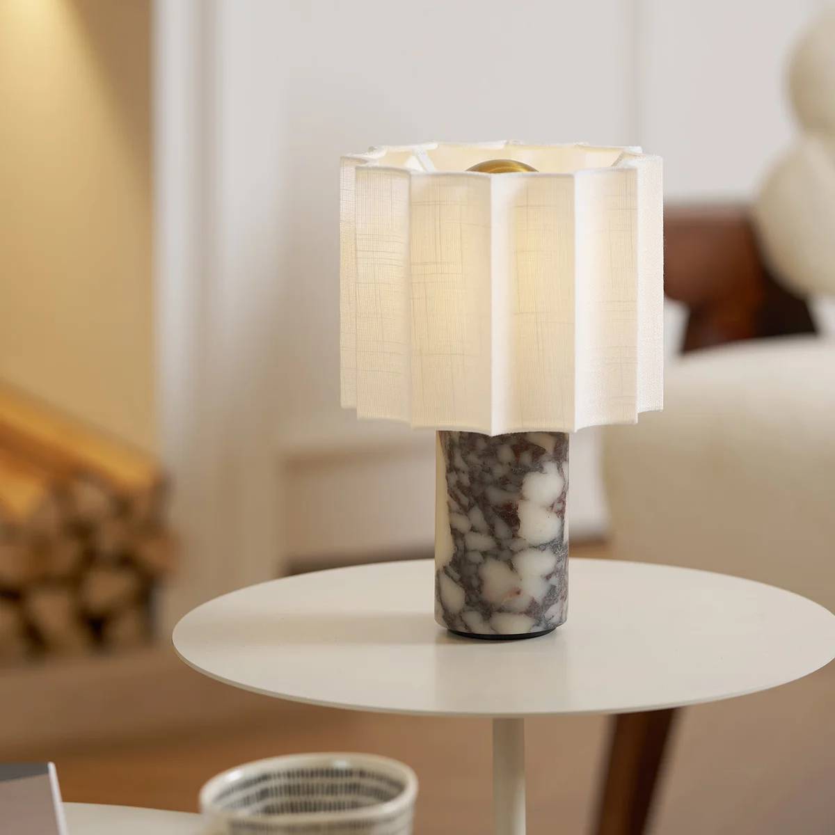Marmeren LED Tafellamp met Touchbediening voor een Stijlvol Interieur