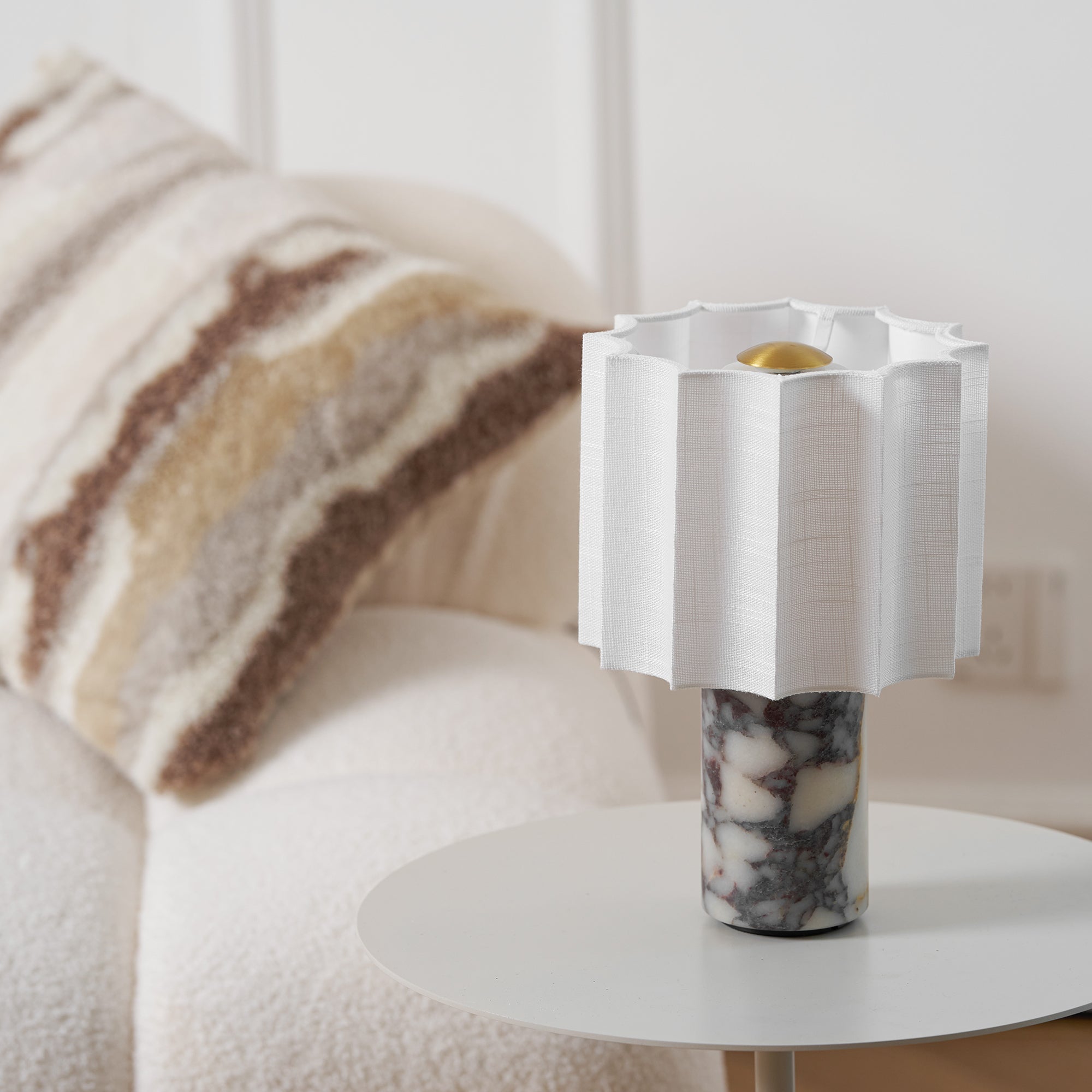 Marmeren LED Tafellamp met Touchbediening voor een Stijlvol Interieur