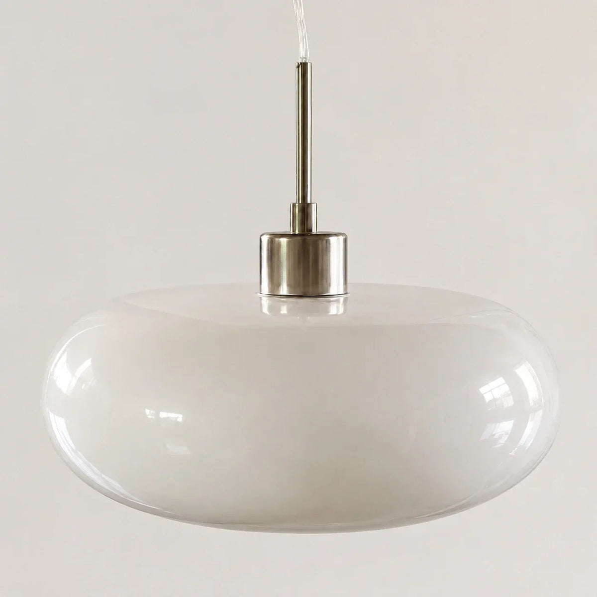 Glazen Hanglamp In Bauhaus Stijl Voor Tijdloze En Moderne Verlichting
