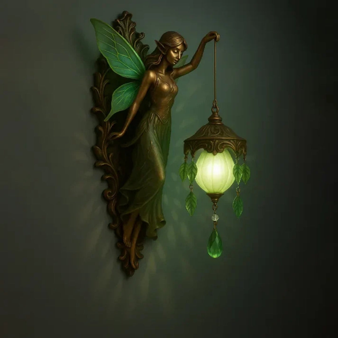 Artistieke Wandlamp met Mythologisch Sculptuurdesign