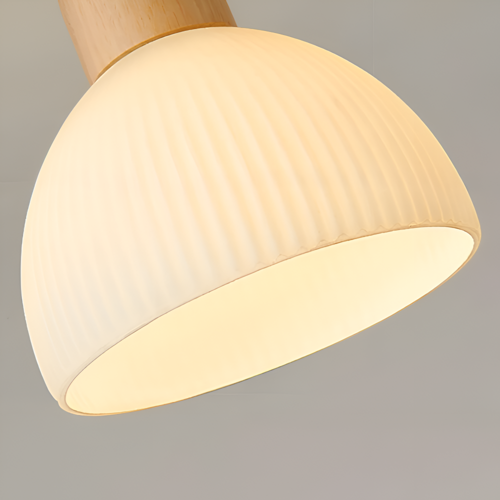 Scandinavische Plafondlamp met Geribbeld Glas en Houten Afwerking