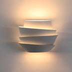 Scandinavische LED Wandlamp Met Dubbele Lichtpunten Voor Sfeervolle Verlichting