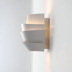 Scandinavische LED Wandlamp Met Dubbele Lichtpunten Voor Sfeervolle Verlichting