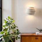 Scandinavische LED Wandlamp Met Dubbele Lichtpunten Voor Sfeervolle Verlichting