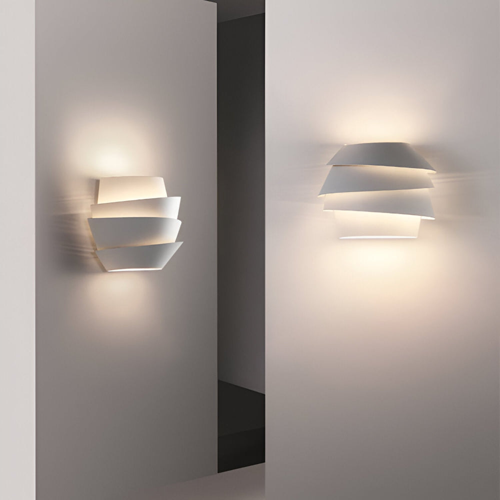 Scandinavische LED Wandlamp Met Dubbele Lichtpunten Voor Sfeervolle Verlichting