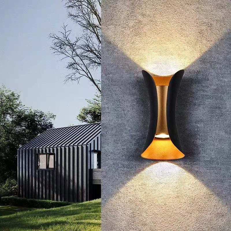 Moderne LED Buitenwandlamp met IP65 Bescherming voor Gevel en Tuin