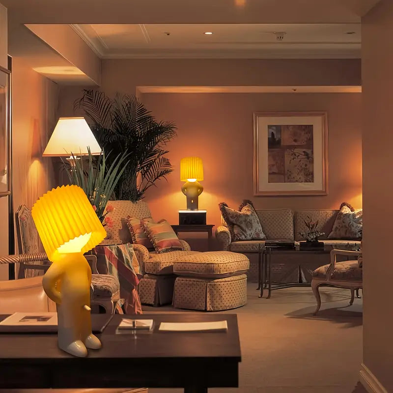 Humoristische Tafellamp Met Kunsthars Behuizing En Compact Ontwerp