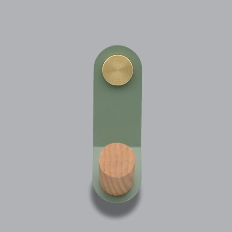 Wandhaak Met Scandinavisch Ontwerp En Eikenhouten Accent