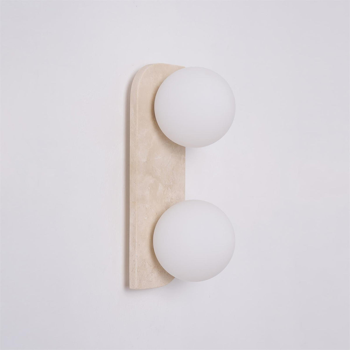 Travertin Wandlamp Met Meerdere Lichtpunten En Moderne Uitstraling
