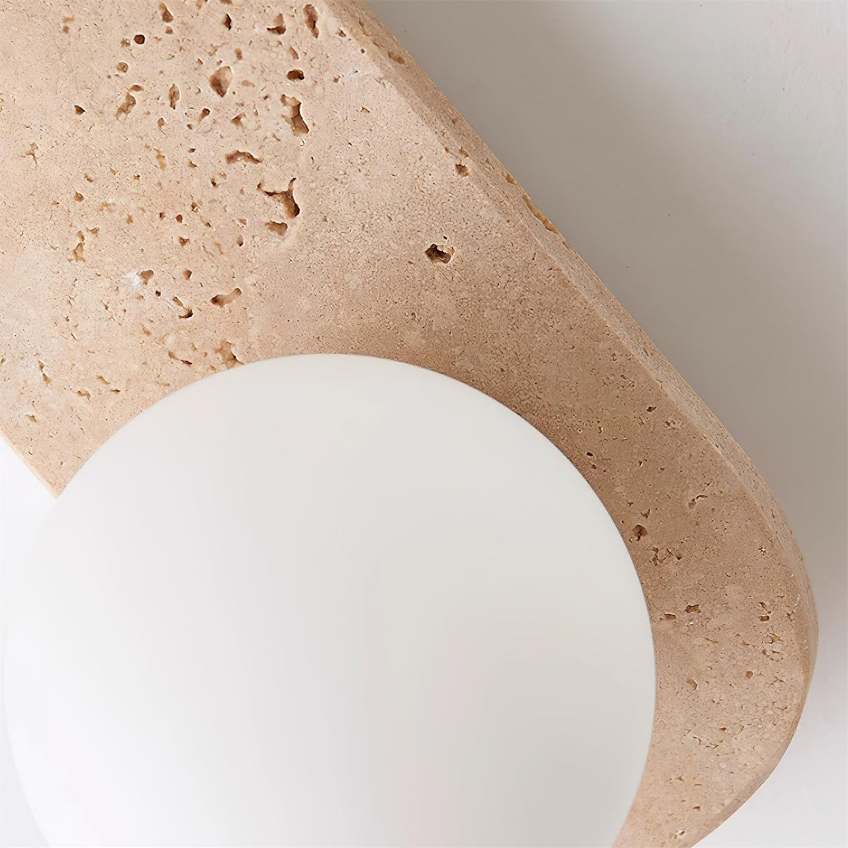 Travertin Wandlamp Met Meerdere Lichtpunten En Moderne Uitstraling