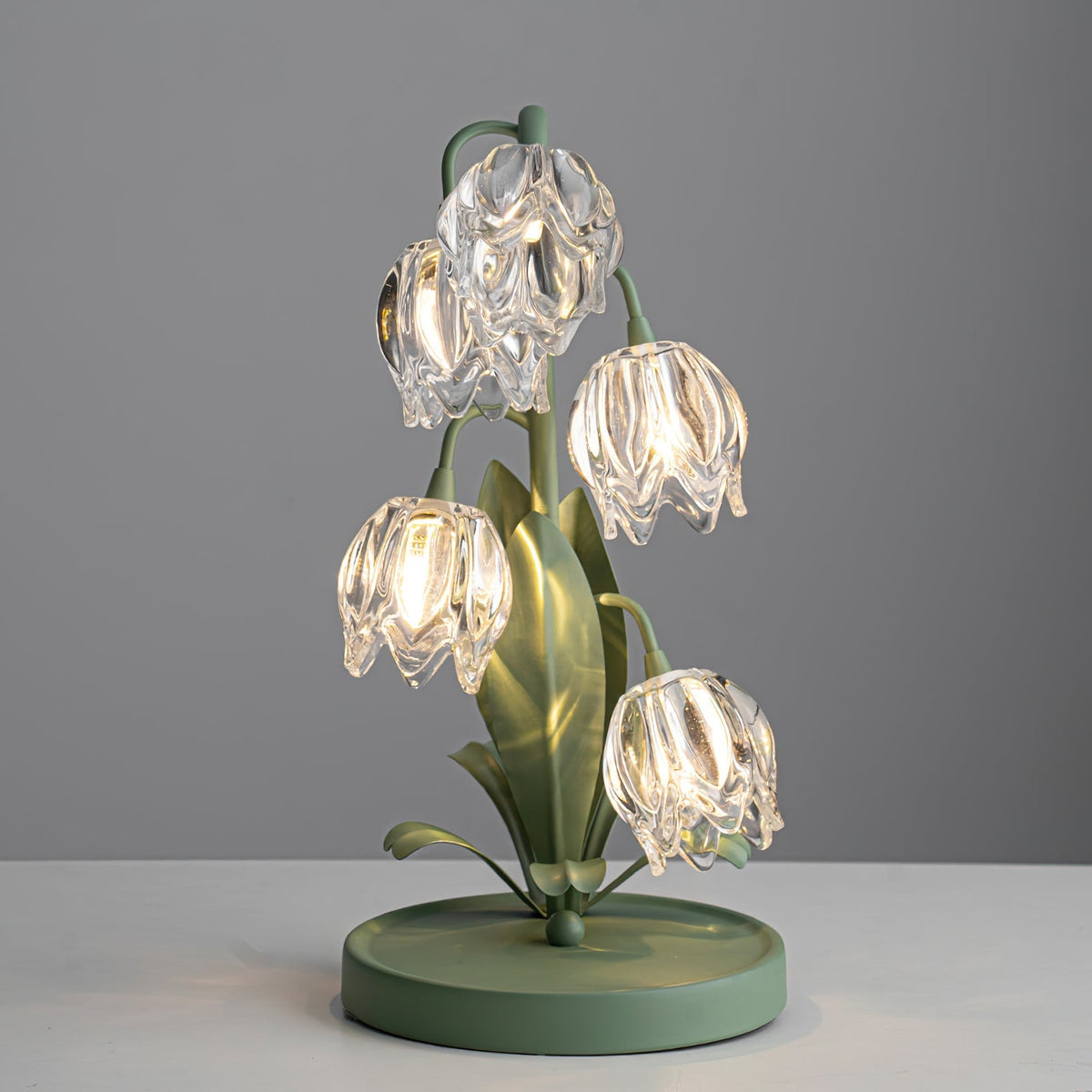 Kristal Tafellamp Met Bloemkap En Sculpturale Steel Voor Warme Sfeerlicht