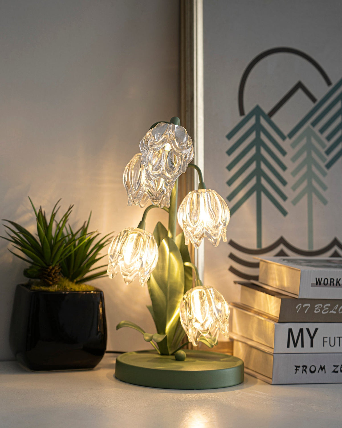 Kristal Tafellamp Met Bloemkap En Sculpturale Steel Voor Warme Sfeerlicht