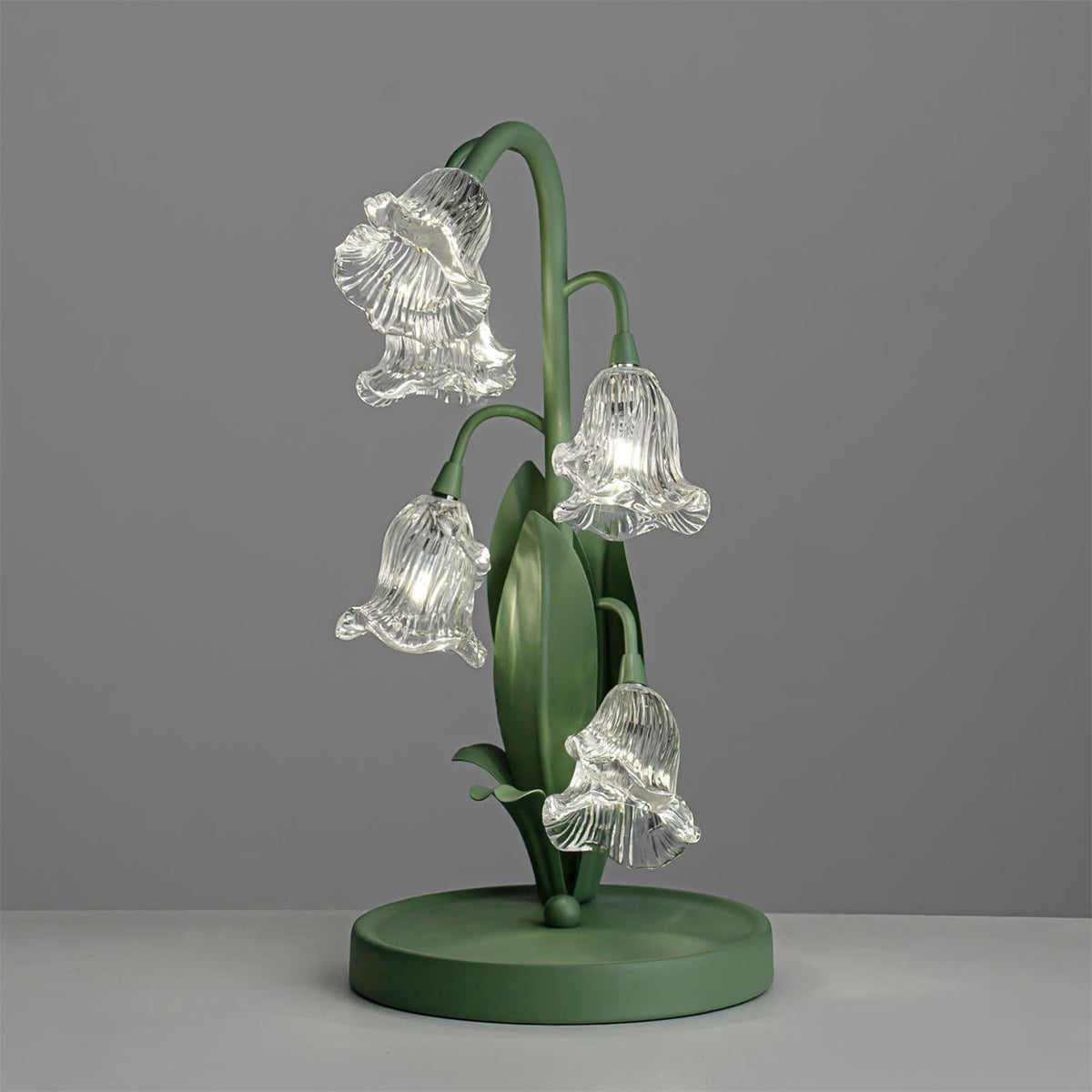 Kristal Tafellamp Met Bloemkap En Sculpturale Steel Voor Warme Sfeerlicht
