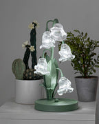 Kristal Tafellamp Met Bloemkap En Sculpturale Steel Voor Warme Sfeerlicht