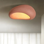 Minimalistische Plafondlamp Met Wabi‑Sabi Silhouet En Rustige Uitstraling