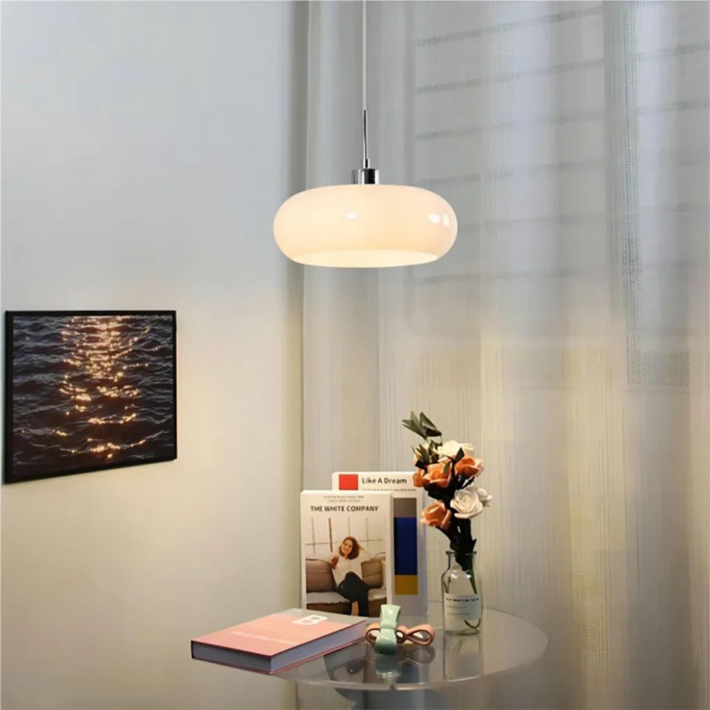 Glazen Hanglamp In Bauhaus Stijl Voor Tijdloze En Moderne Verlichting