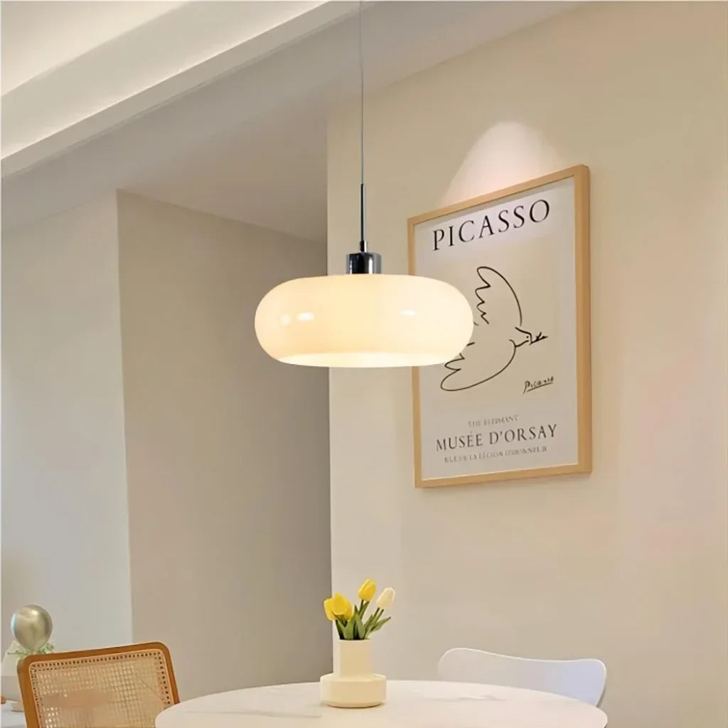 Glazen Hanglamp In Bauhaus Stijl Voor Tijdloze En Moderne Verlichting