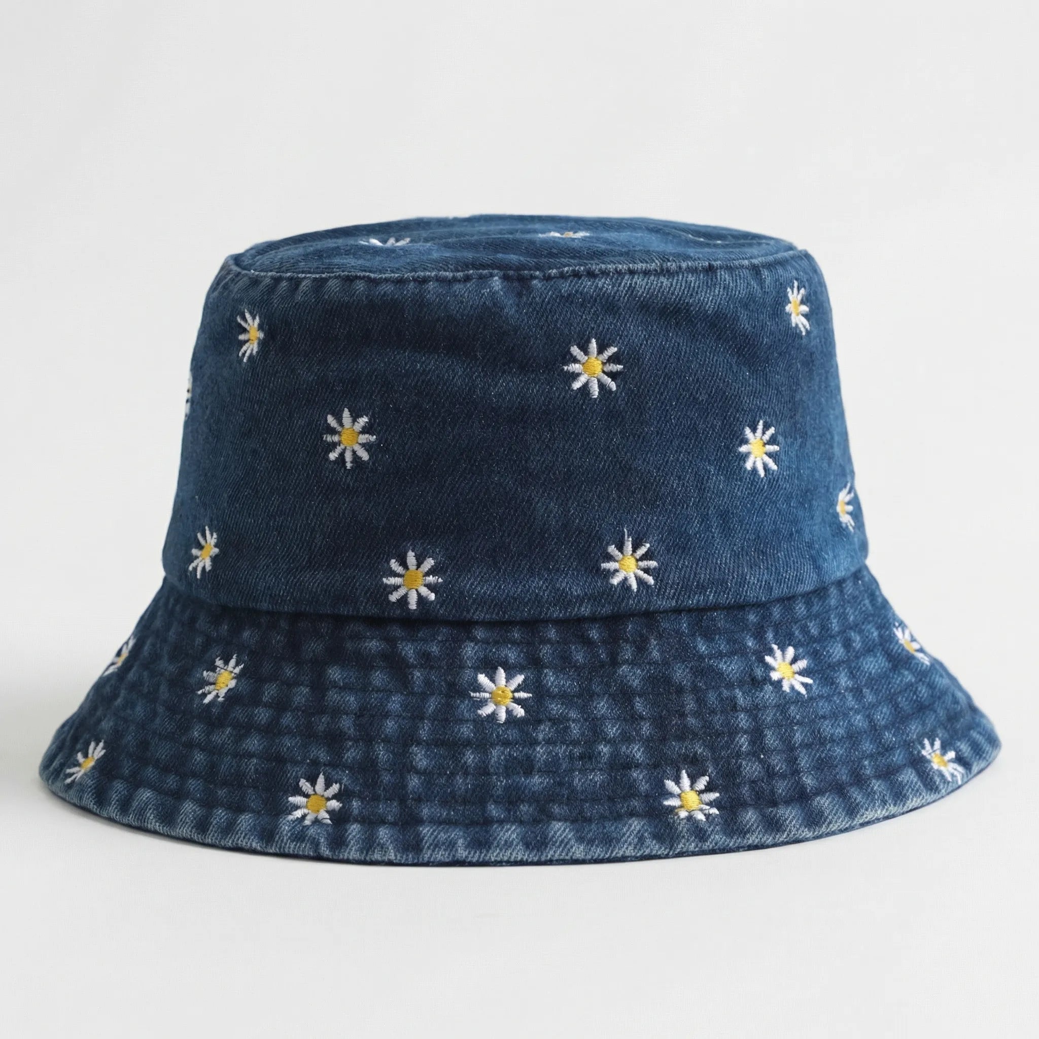 Dames Bucket Hat van Katoen met Geborduurde Madeliefjes en Brede Rand