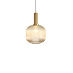 Glas Hanglamp Met Geribbelde Kap En Strakke Buisfitting Voor Zachte Ruimteverlichting