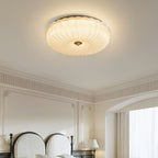 Plafondlamp Met Geribbeld Glazen Kap En Metalen Behuizing